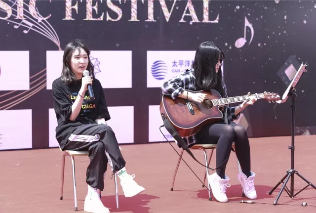 力邁中美國際學校：學生樂隊演唱