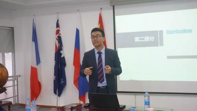 力邁，力邁中美，力邁學(xué)校，力邁國(guó)際