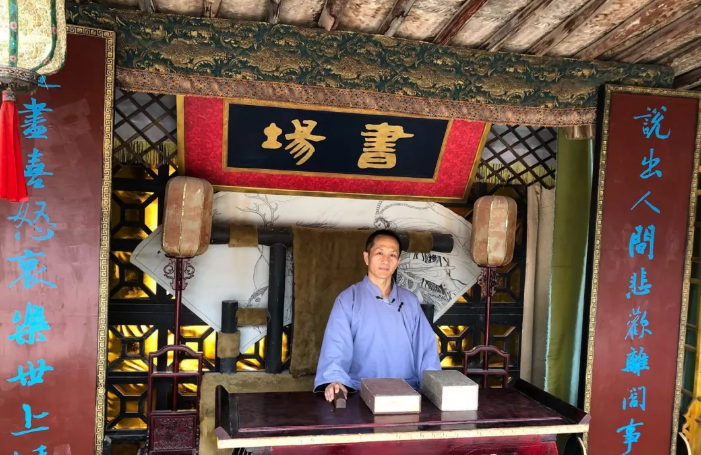 力邁中美國(guó)際學(xué)?？傂＝搪毠ぃ鹤哌M(jìn)大美寧夏.領(lǐng)略原始文化