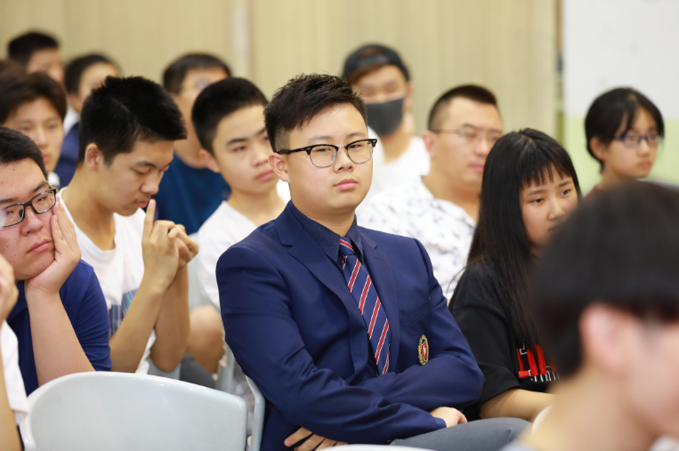 ?申請(qǐng)美國(guó)頂尖大學(xué)，非但不“寬”，反而“嚴(yán)”得老火(圖2)
