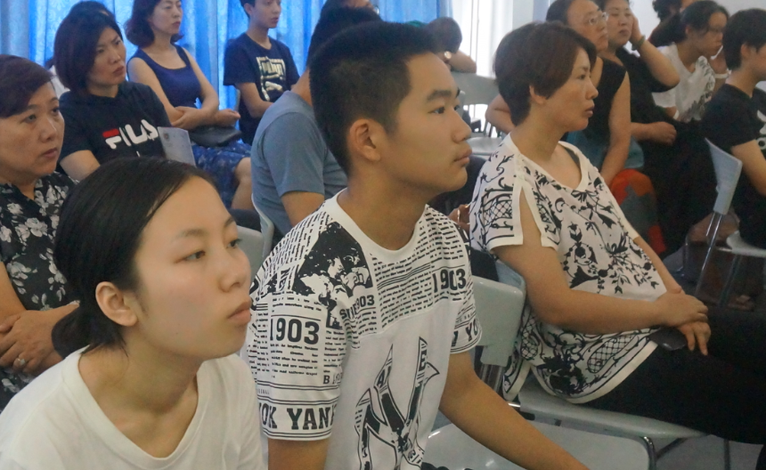 2018年新生入讀北京國際學(xué)校要不要住校？住校有哪些利弊