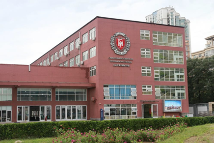 力邁中美國際學(xué)校：美式教育全面升級全新體驗 
