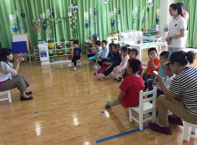 力邁中美幼兒園中秋體驗(yàn)活動(dòng)“傳承傳統(tǒng)，樂(lè)享中秋“(圖2)