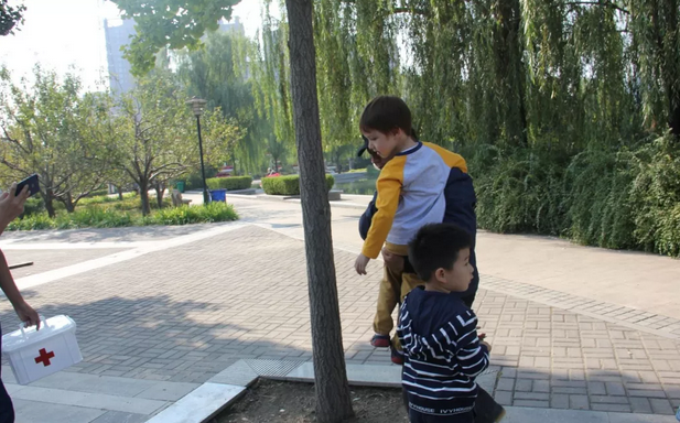 十一快到了！力邁幼兒園提醒家長如何嚴(yán)防孩子被“拐騙”