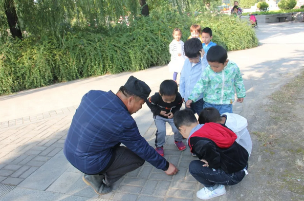 十一快到了！力邁幼兒園提醒家長如何嚴(yán)防孩子被“拐騙”