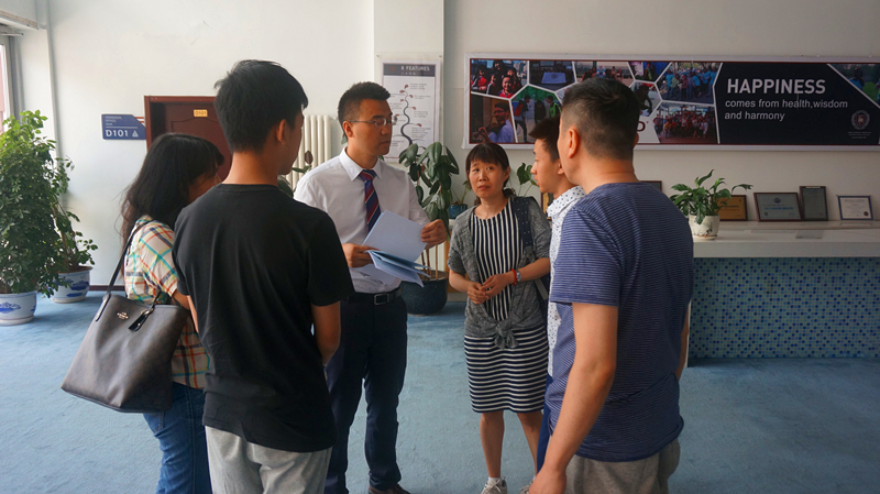 力邁中美國際學校：中學階段孩子是否好溝通都是聽出來的