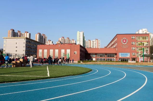 力邁中美學(xué)校校長劉學(xué)言：因材施教，為學(xué)生 打開一扇窗(圖2)