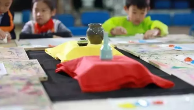 力邁中美國際學(xué)校