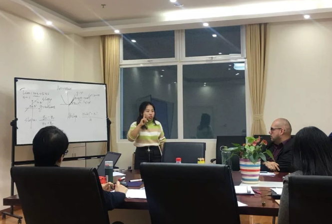 力邁中美·九華高中校區(qū)教師Demo課展示活動