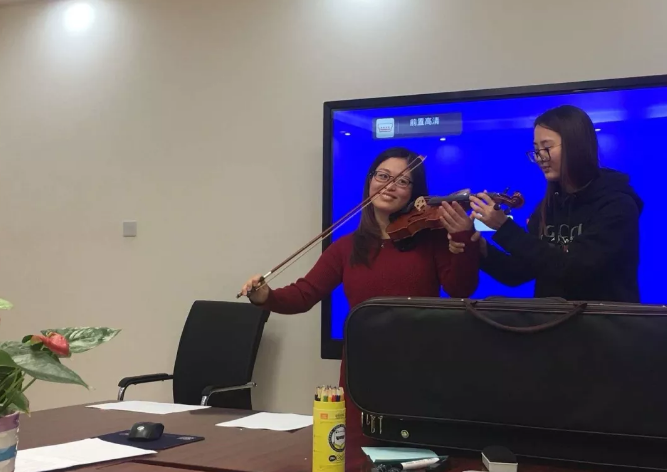 力邁中美·九華高中校區(qū)教師Demo課展示活動