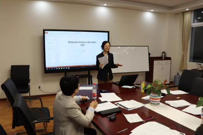 力邁中美·九華高中校區(qū)教師Demo課展示活動