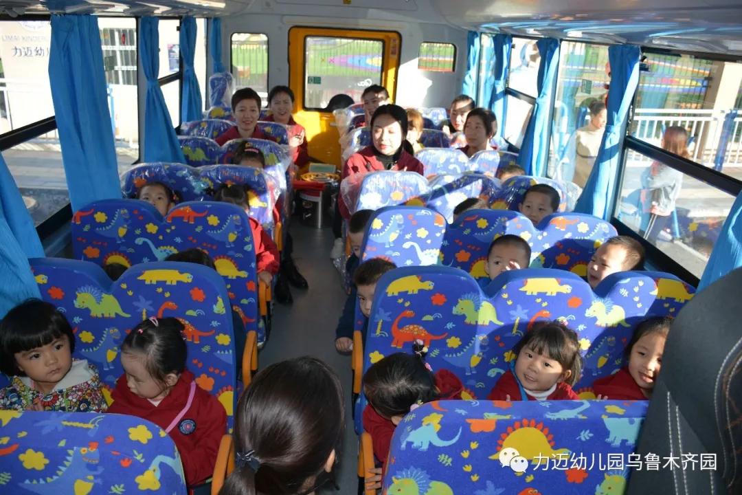 力邁幼兒園‖“走進(jìn)科技館 開(kāi)啟科學(xué)夢(mèng)”參觀科技館活動(dòng)(圖2)