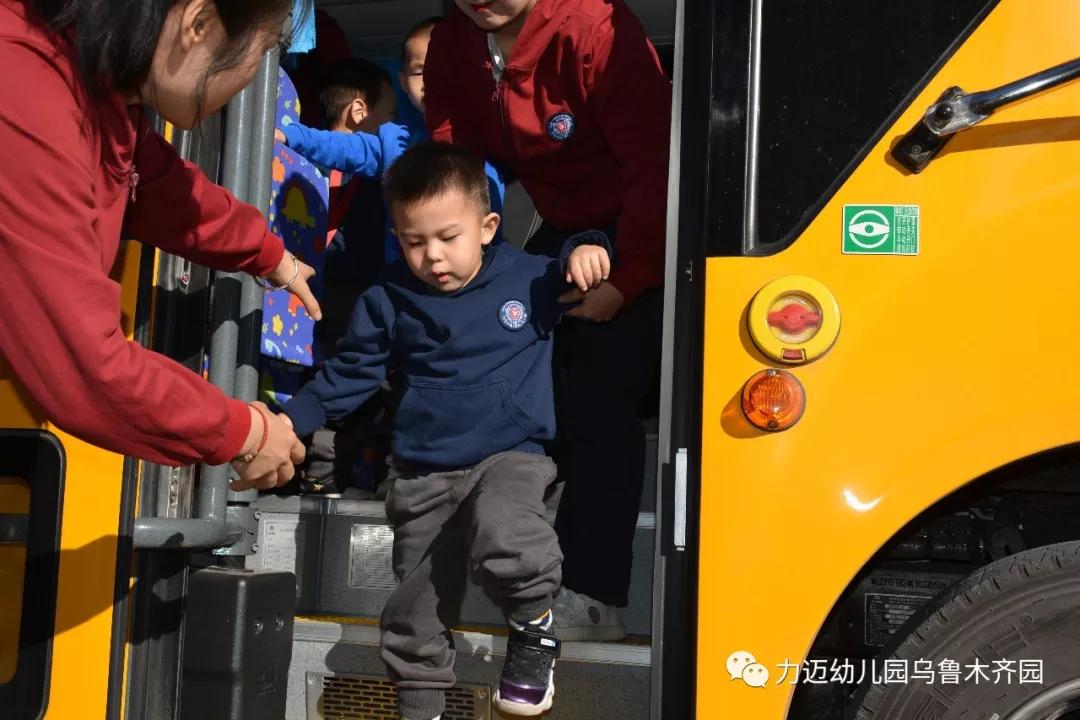 力邁幼兒園‖“走進(jìn)科技館 開(kāi)啟科學(xué)夢(mèng)”參觀科技館活動(dòng)(圖8)