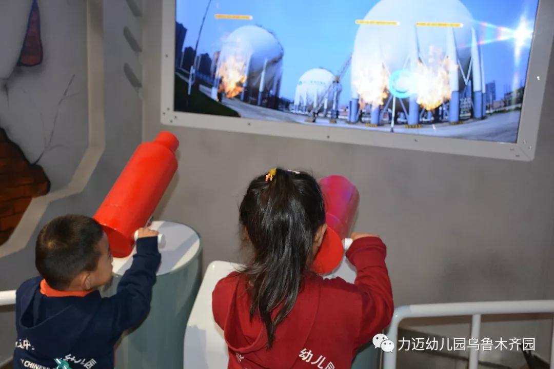 力邁幼兒園‖“走進(jìn)科技館 開(kāi)啟科學(xué)夢(mèng)”參觀科技館活動(dòng)(圖22)