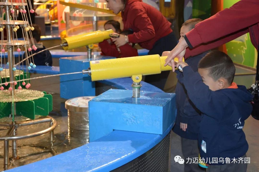 力邁幼兒園‖“走進(jìn)科技館 開(kāi)啟科學(xué)夢(mèng)”參觀科技館活動(dòng)(圖31)