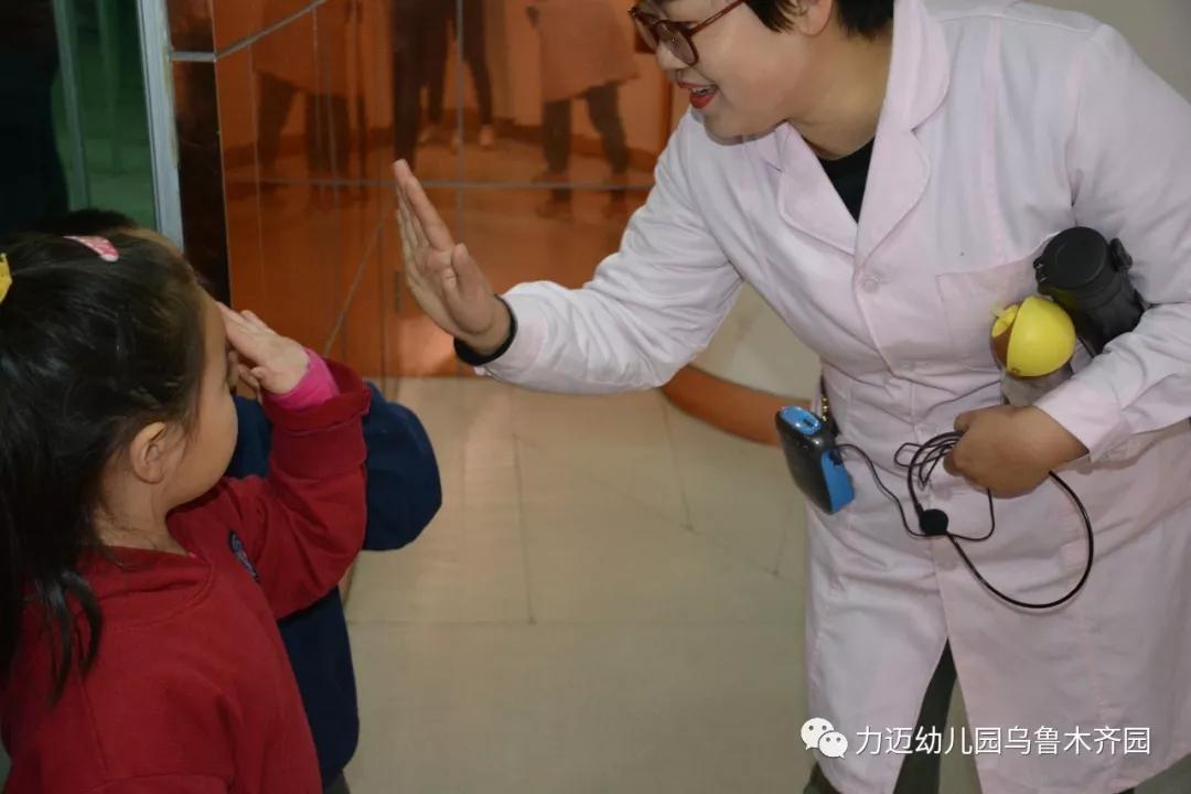 力邁幼兒園‖“走進(jìn)科技館 開(kāi)啟科學(xué)夢(mèng)”參觀科技館活動(dòng)(圖35)