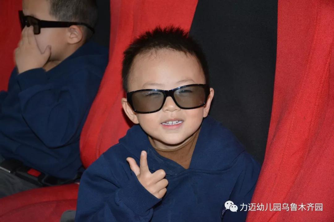 力邁幼兒園‖“走進(jìn)科技館 開(kāi)啟科學(xué)夢(mèng)”參觀科技館活動(dòng)(圖39)