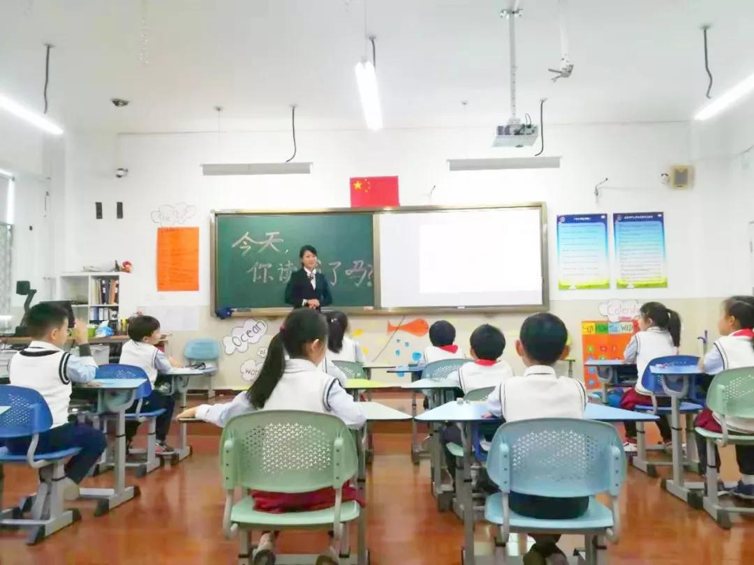 書香悅心靈，閱讀促成長力邁中美國際學(xué)校讀書月主題活動 (圖9)