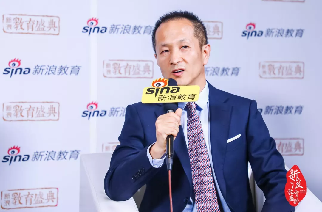 力邁中美國(guó)際學(xué)校劉學(xué)言校長(zhǎng)：2018年中國(guó)教育行業(yè)風(fēng)云人物(圖4)