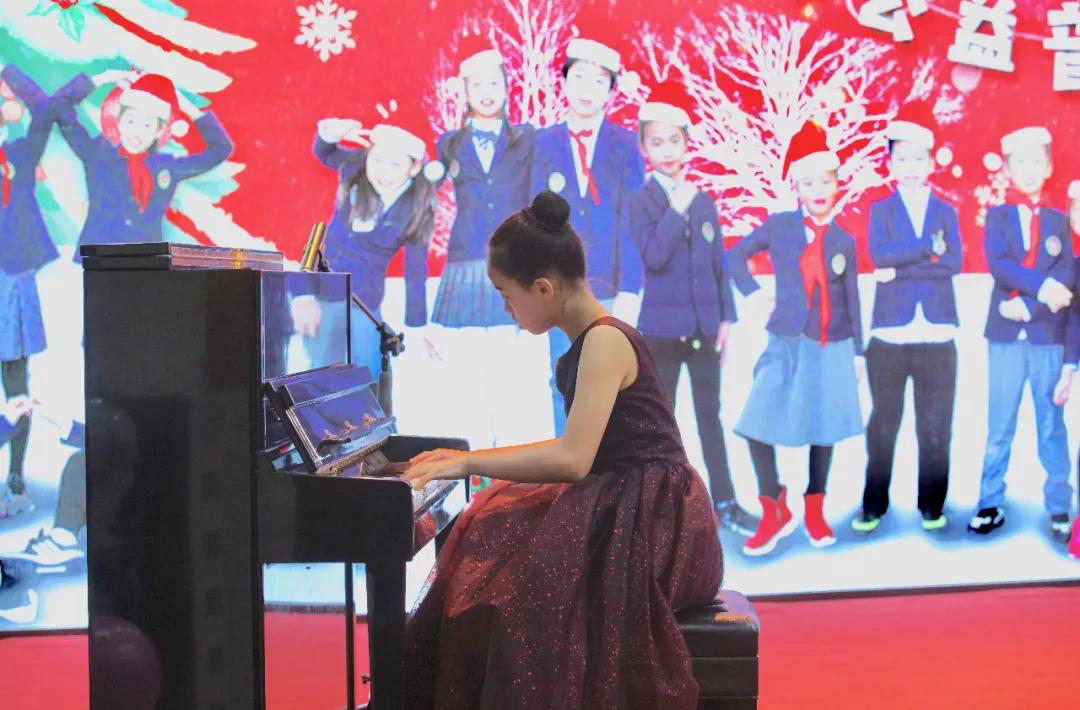 “溫暖的棉手套”/力邁中美國際學(xué)校新年公益音樂會(huì)(圖23)