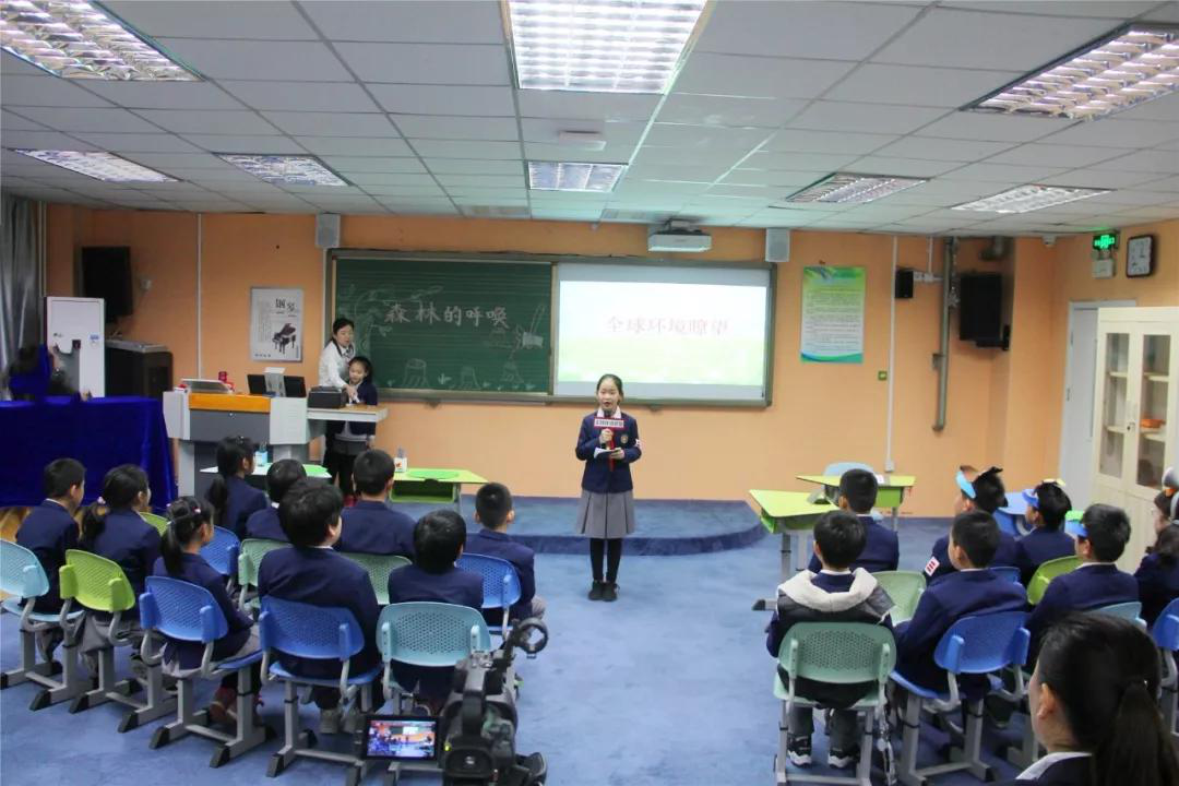 “愛(ài)與責(zé)任”相濟(jì)，“道德與法制”并重/力邁中美國(guó)際學(xué)校主題班會(huì)觀摩課(圖1)