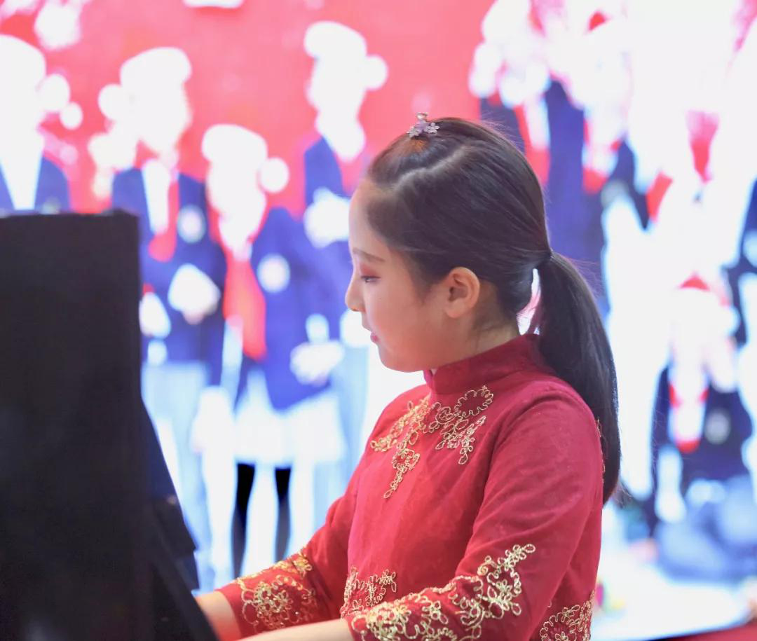 “溫暖的棉手套”/力邁中美國際學(xué)校新年公益音樂會(huì)(圖19)