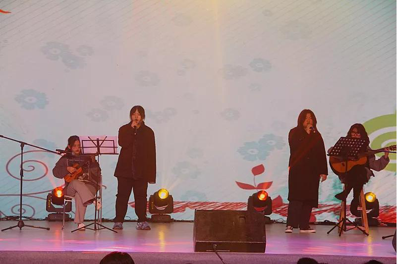 2020，我們乘著青春的翅膀/北京市力邁中美學(xué)校新年文藝匯演(圖65)
