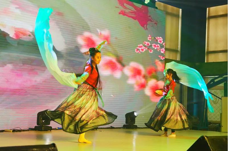 2020，我們乘著青春的翅膀/北京市力邁中美學(xué)校新年文藝匯演(圖62)