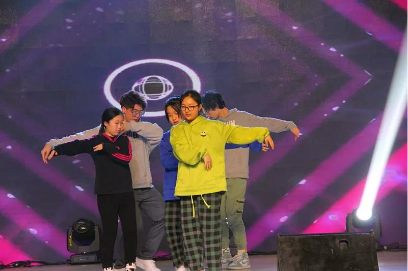 2020，我們乘著青春的翅膀/北京市力邁中美學(xué)校新年文藝匯演(圖44)