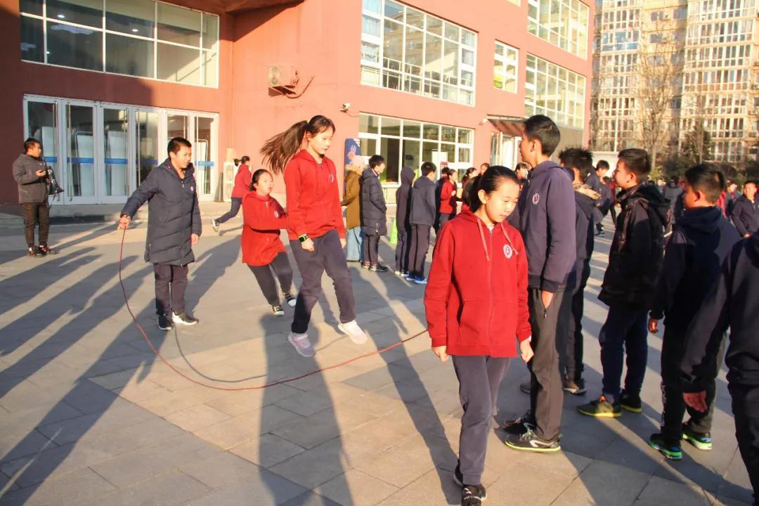 學(xué)得快樂(lè)，玩得開(kāi)心/力邁中美國(guó)際學(xué)校課間操之跳繩比賽(圖11)