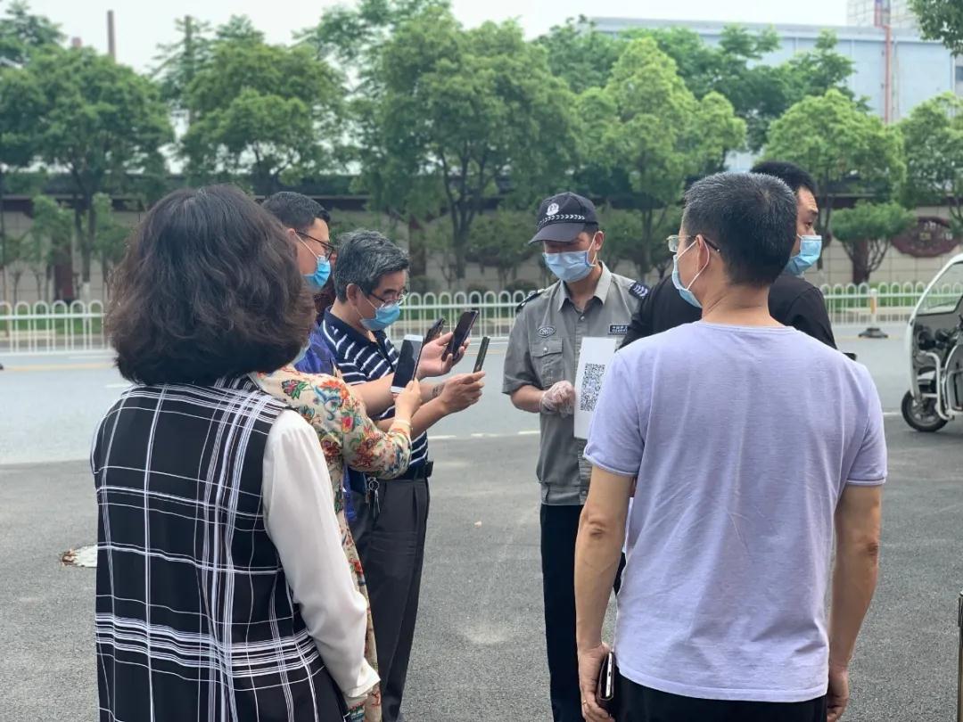 南昌力邁（國際）學(xué)校復(fù)學(xué)日｜春風(fēng)十里，不如校園有你(圖3)