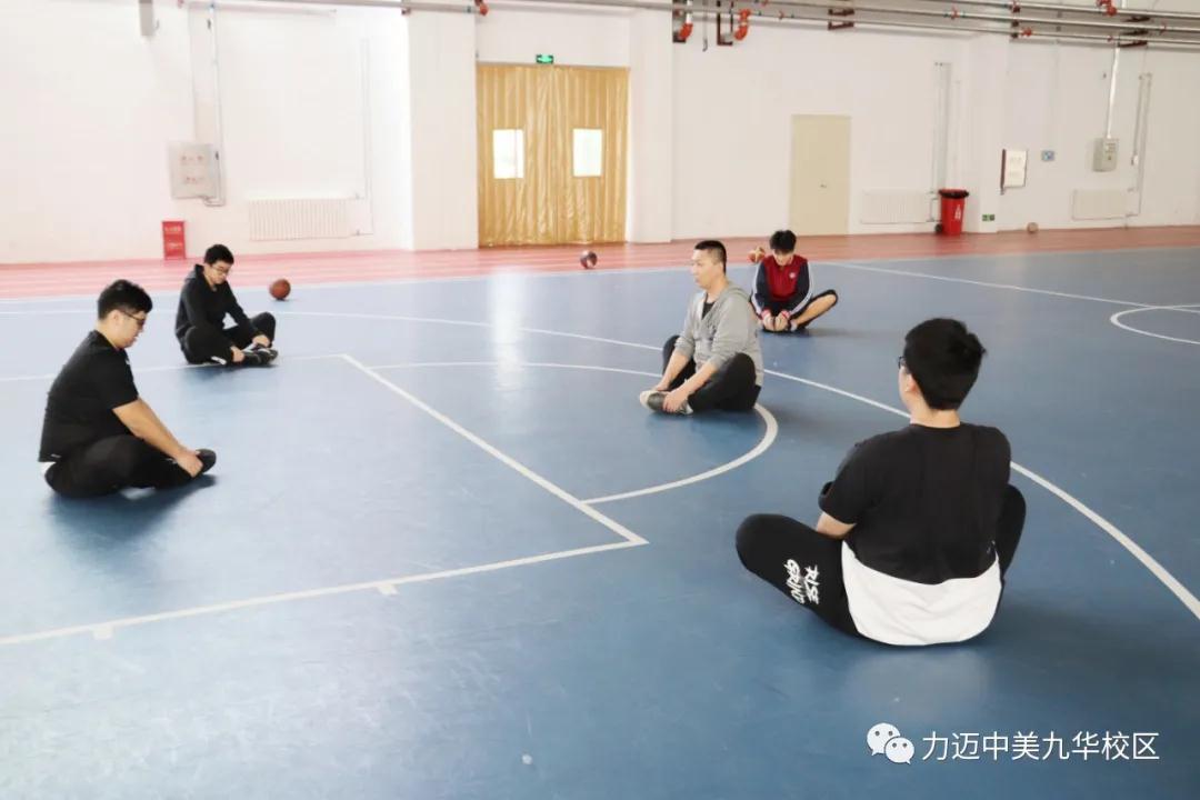 青陽始至，桃李月及|伴萬丈春暉，迎莘莘學(xué)子。(圖26)