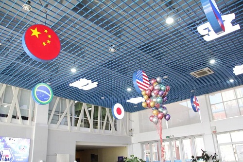 夏蟲啾啾，與子和鳴。童語幺幺，其樂盈盈/力邁中美學(xué)校四五年級(jí)學(xué)生返校剪影(圖36)