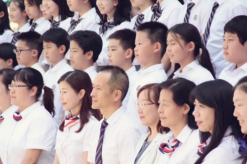 逐浪而行，致未來的你們/力邁中美學(xué)校小學(xué)2020屆6年級云端畢業(yè)典禮(圖24)