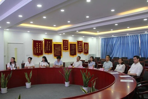 定格時(shí)光，以云寄情|力邁中美學(xué)校初高中畢業(yè)典禮(圖12)