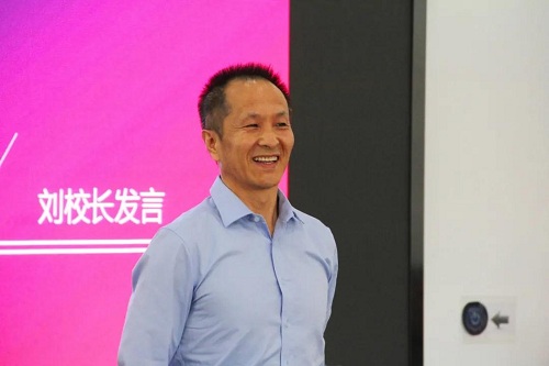 家校共育，做學(xué)生和家長的引路人▕力邁中美國際學(xué)校家委會(huì)會(huì)議(圖6)
