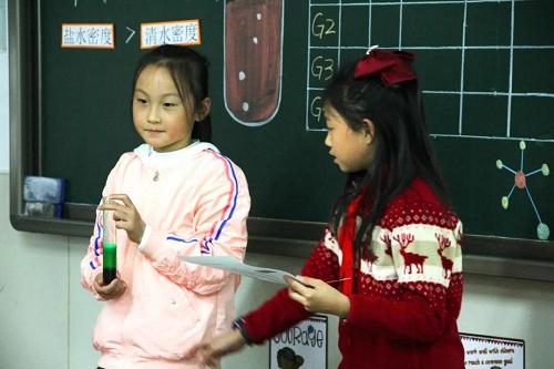 基于合作探究的實(shí)踐課堂|力邁中美國際學(xué)校STEAM課程系列三——《有趣的液體分層》(圖18)