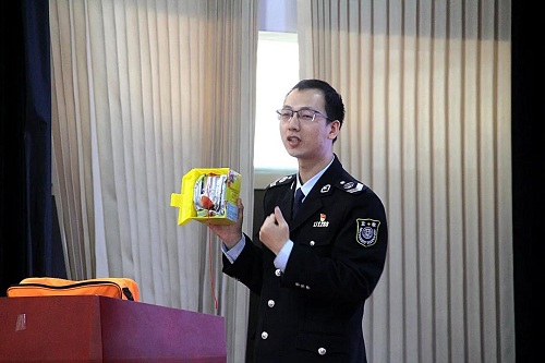軍校聯(lián)手，共筑平安校園|力邁中美國際學(xué)校安全教育活動系列(圖3)