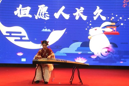 最識(shí)人間好顏色，濃妝淡抹總相宜。青梅煮酒論英雄，詩詞歌賦醉太白。|力邁中美國際學(xué)校中學(xué)部詩詞大會(huì)(圖11)