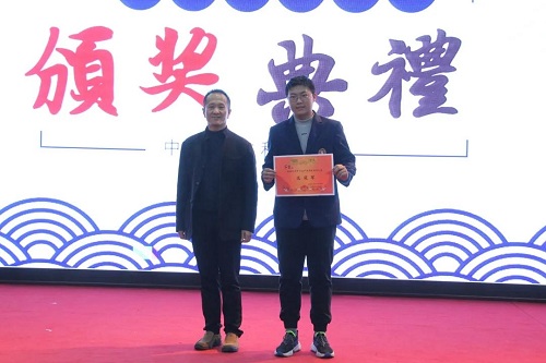 最識(shí)人間好顏色，濃妝淡抹總相宜。青梅煮酒論英雄，詩詞歌賦醉太白。|力邁中美國際學(xué)校中學(xué)部詩詞大會(huì)(圖27)