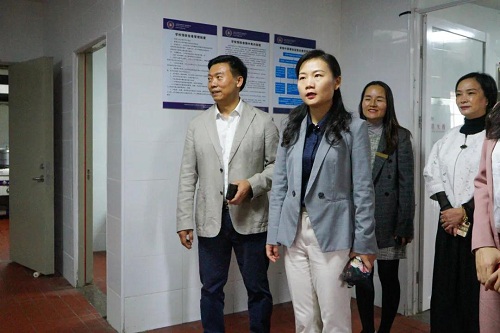 澄邁縣副縣長尹承玲一行領導視察力邁中美（國際）學校海南校區(qū)(圖2)