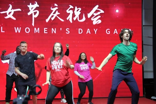 陽春三月，春風(fēng)十里不如你丨三八女神節(jié)快樂！(圖24)