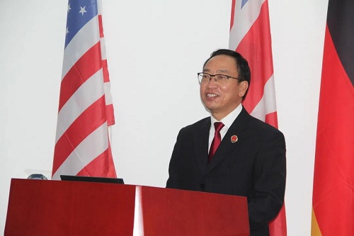 最高人民檢察院第一檢察廳羅慶東副廳長(zhǎng)擔(dān)任力邁中美學(xué)校法制副校長(zhǎng)(圖6)