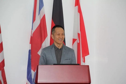 最高人民檢察院第一檢察廳羅慶東副廳長(zhǎng)擔(dān)任力邁中美學(xué)校法制副校長(zhǎng)(圖5)