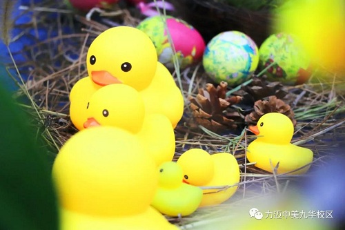 HAPPY EASTER DAY｜力邁高中復(fù)活節(jié)板報(bào)評(píng)比大賽，快來(lái)pick你最喜歡的板報(bào)！(圖7)