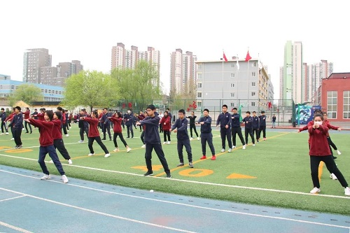 靠近陽光，成為更好的自己 | 力邁中美學(xué)校中小學(xué)生廣播操大賽(圖4)