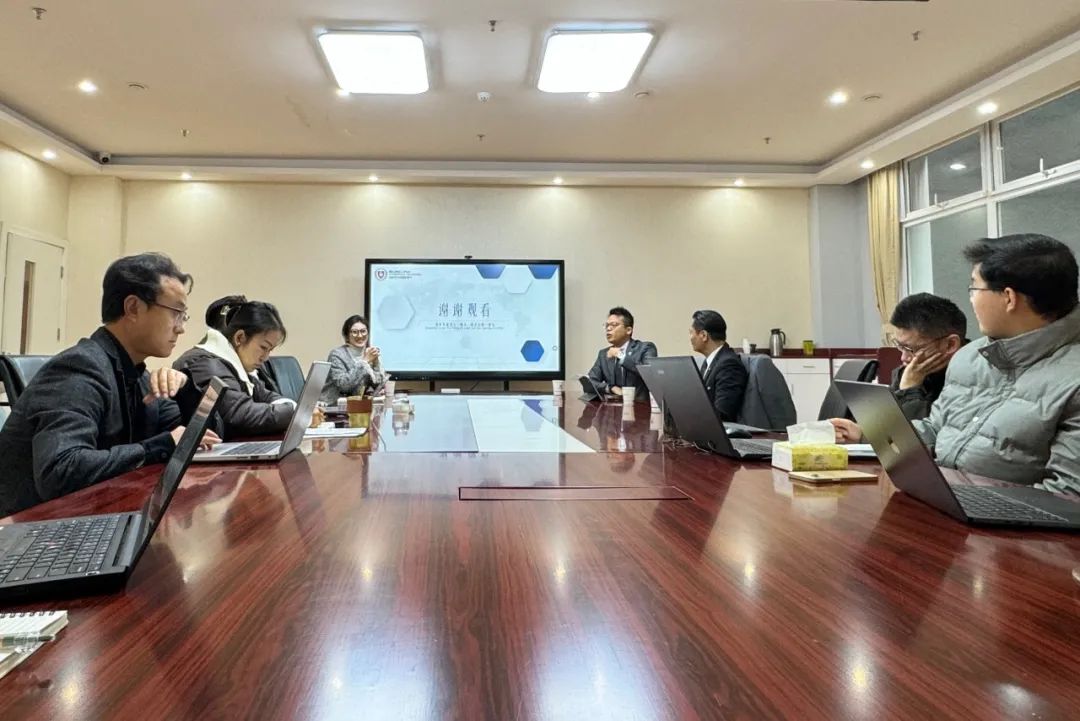 篤力教研深耕，助力教育翱翔丨力邁學(xué)校與香港知名教育集團開展學(xué)術(shù)交流(圖1)